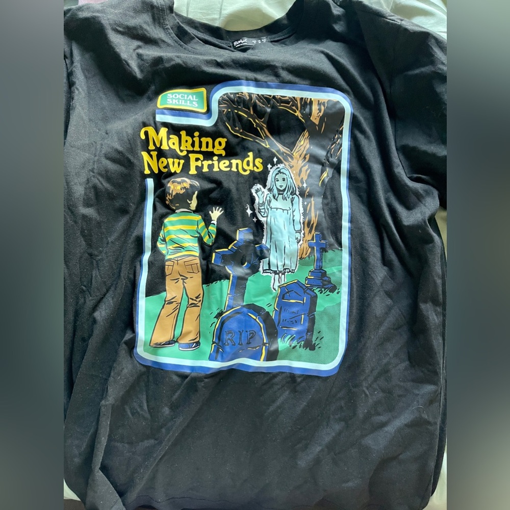 Oversized graphic tee